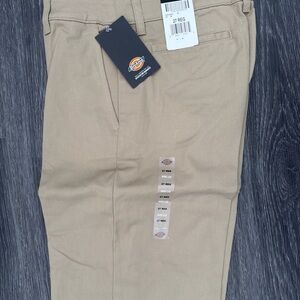 Dickies Men's Tan Chinos